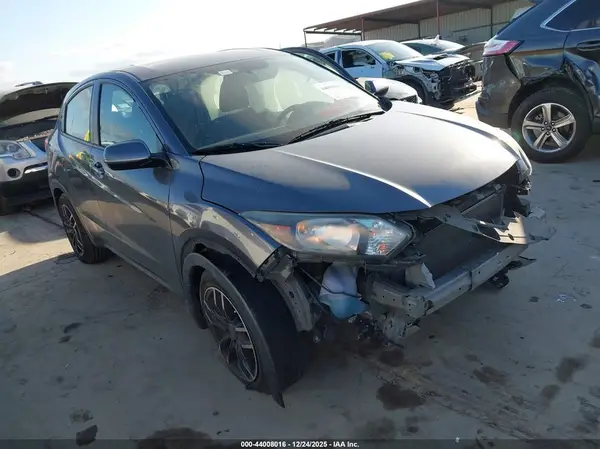 3CZRU5H36JM716188 2018 HONDA HR-V - Image 1