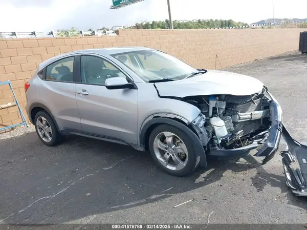 3CZRU5H36JM716854 2018 HONDA HR-V - Image 1