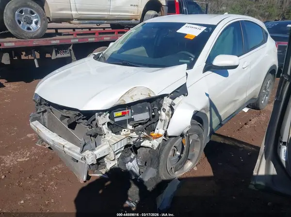 3CZRU5H36JM720578 2018 HONDA HR-V - Image 2