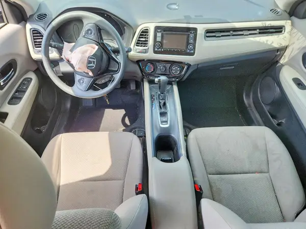 3CZRU5H36JM720628 2018 HONDA HR-V - Image 8