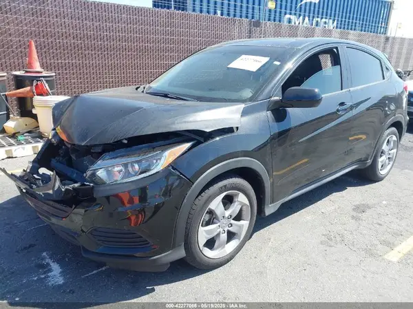 3CZRU5H36KG716059 2019 HONDA HR-V - Image 2
