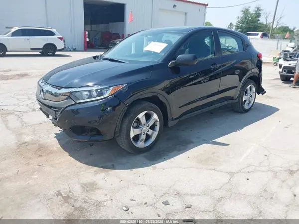 3CZRU5H36LM716002 2020 HONDA HR-V - Image 2