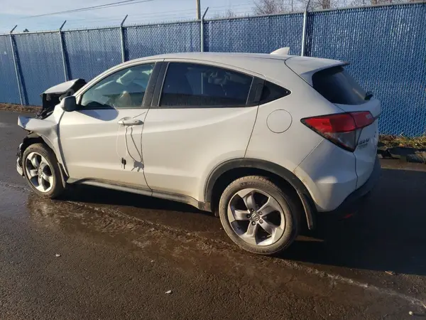 3CZRU5H36MM101015 2021 HONDA HR-V - Image 2