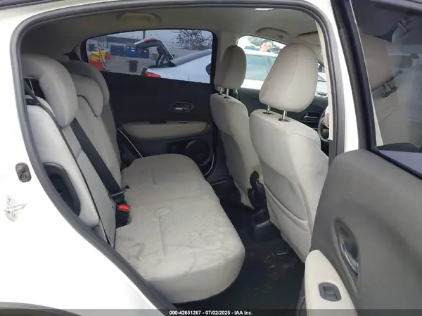 3CZRU5H36MM706037 2021 HONDA HR-V - Image 8