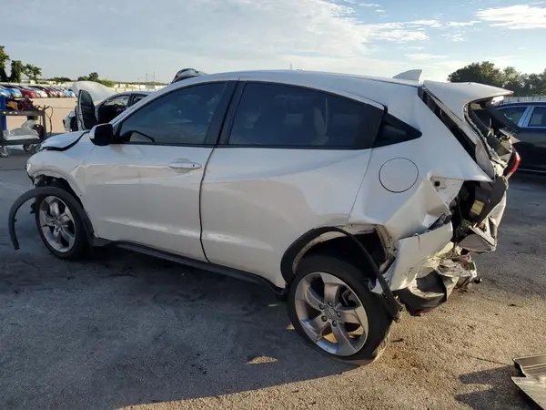 3CZRU5H36MM718981 2021 HONDA HR-V - Image 2