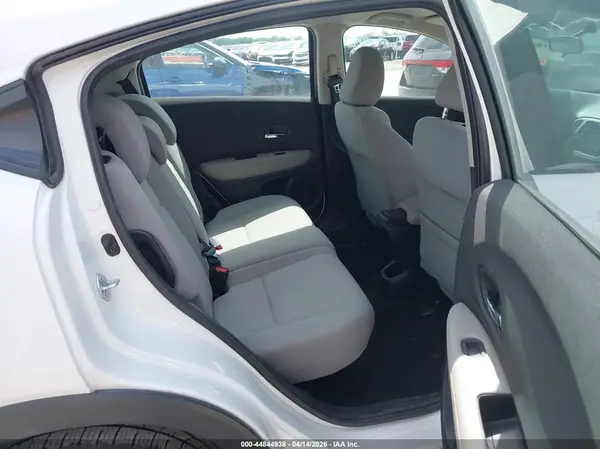 3CZRU5H36MM734811 2021 HONDA HR-V - Image 8