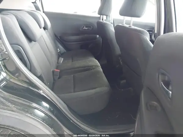 3CZRU5H37GM701756 2016 HONDA HR-V - Image 8