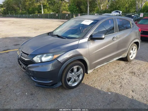 3CZRU5H37GM714068 2016 HONDA HR-V - Image 2