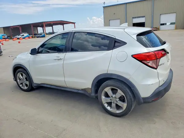 3CZRU5H37GM715138 2016 HONDA HR-V - Image 2
