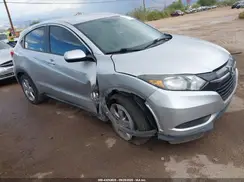 3CZRU5H37GM735454 2016 HONDA HR-V