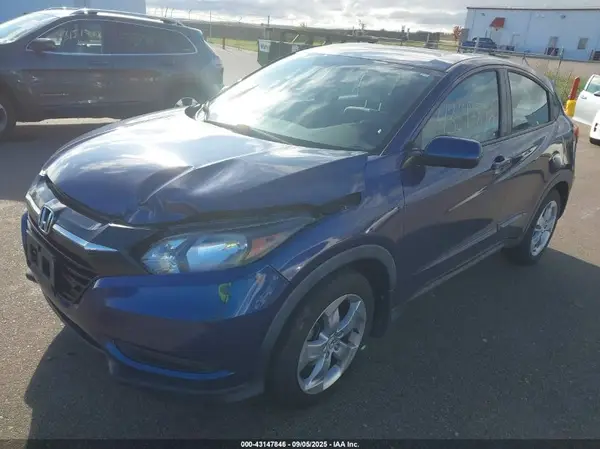 3CZRU5H37GM742565 2016 HONDA HR-V - Image 2