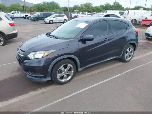 3CZRU5H37GM752657 2016 HONDA HR-V - Image 2