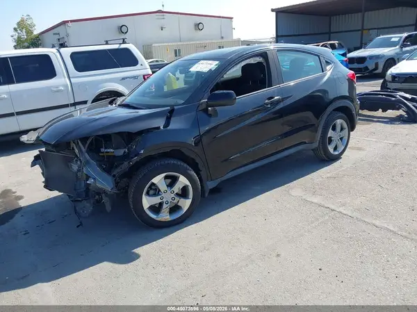 3CZRU5H37HG700140 2017 HONDA HR-V - Image 2