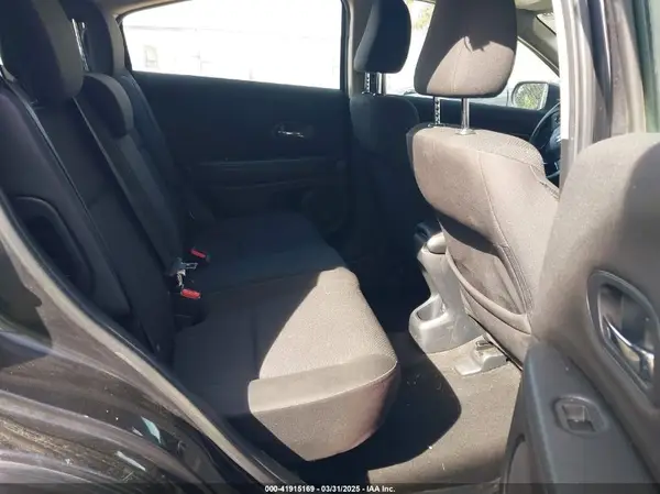 3CZRU5H37HG700848 2017 HONDA HR-V - Image 8
