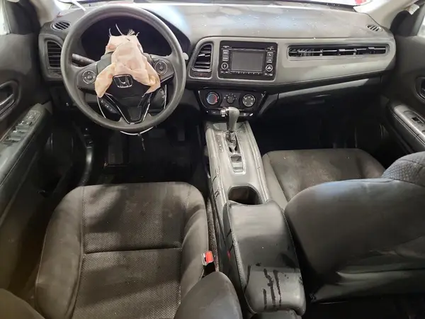 3CZRU5H37HG706052 2017 HONDA HR-V - Image 8