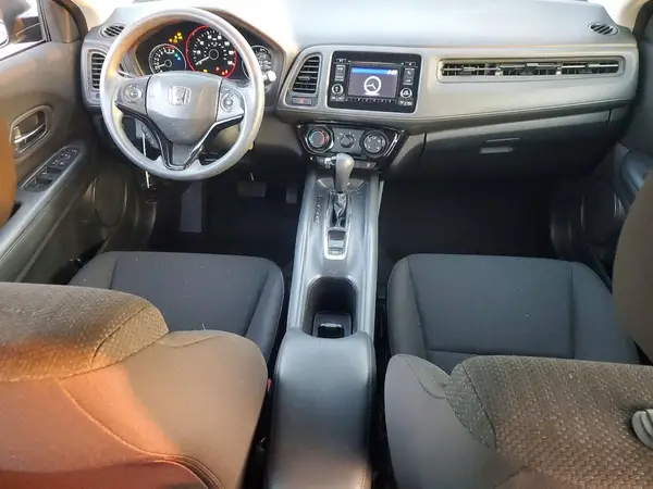 3CZRU5H37HG707430 2017 HONDA HR-V - Image 8