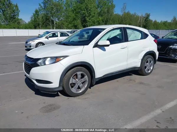 3CZRU5H37HM100980 2017 HONDA HR-V - Image 2