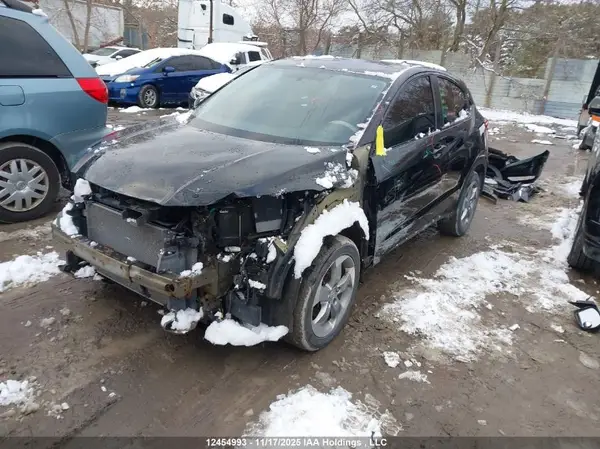 3CZRU5H37HM101921 2017 HONDA HR-V - Image 2