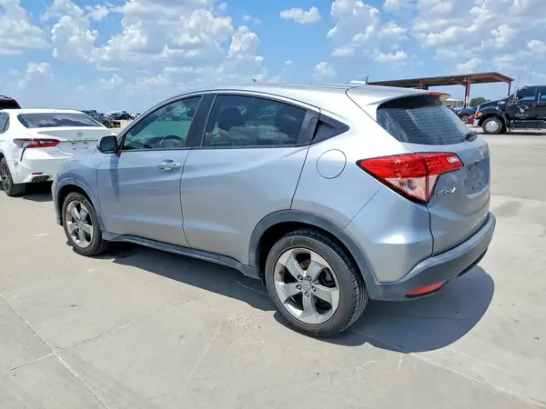 3CZRU5H37HM700527 2017 HONDA HR-V - Image 2
