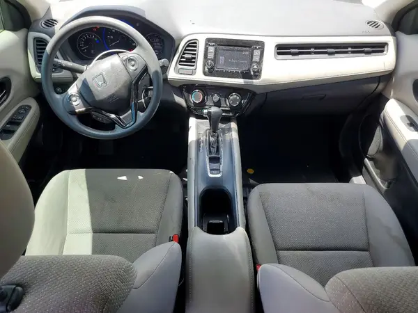 3CZRU5H37HM700527 2017 HONDA HR-V - Image 8