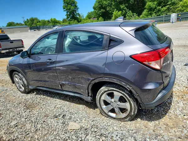 3CZRU5H37HM700575 2017 HONDA HR-V - Image 2