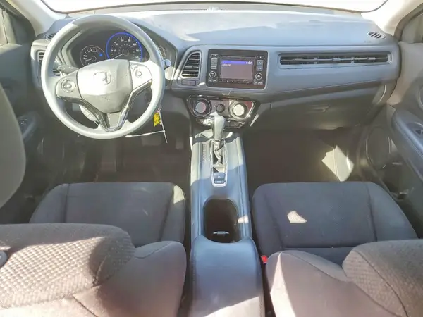 3CZRU5H37HM706683 2017 HONDA HR-V - Image 8