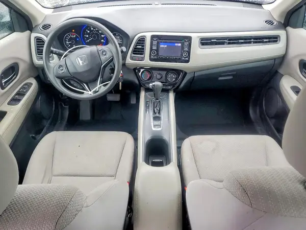 3CZRU5H37HM713231 2017 HONDA HR-V - Image 8
