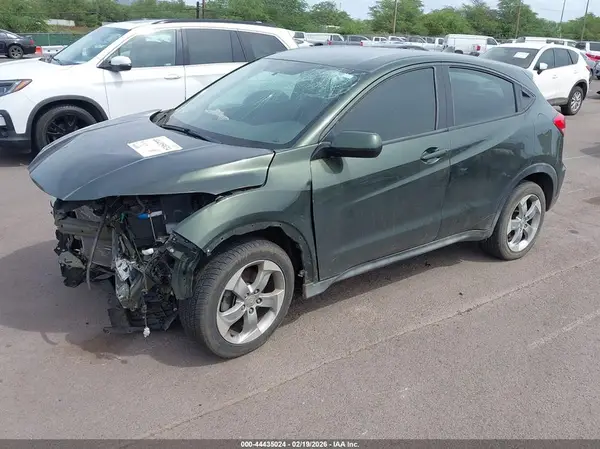 3CZRU5H37HM715786 2017 HONDA HR-V - Image 2
