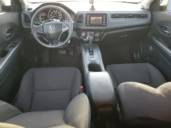 3CZRU5H37JG700824 2018 HONDA HR-V - Image 8