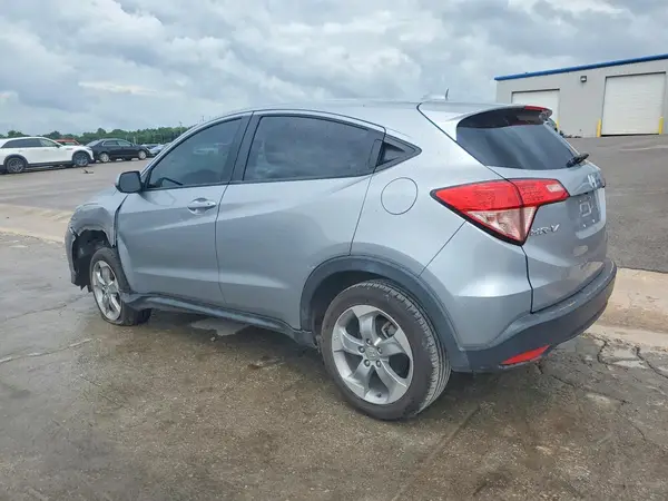 3CZRU5H37JG700970 2018 HONDA HR-V - Image 2