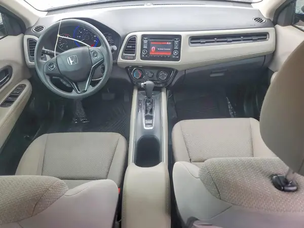 3CZRU5H37JG700970 2018 HONDA HR-V - Image 8