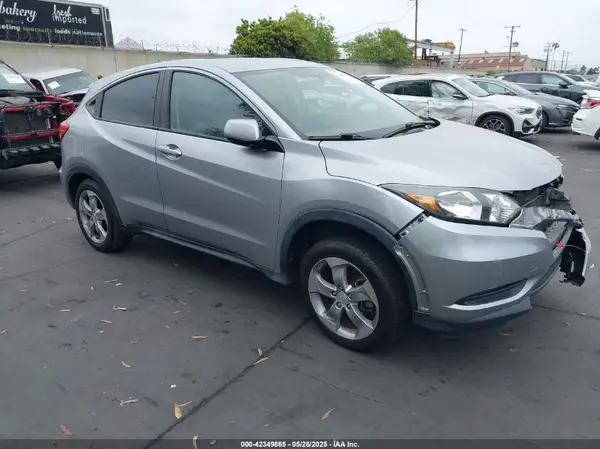 3CZRU5H37JG701763 2018 HONDA HR-V - Image 1
