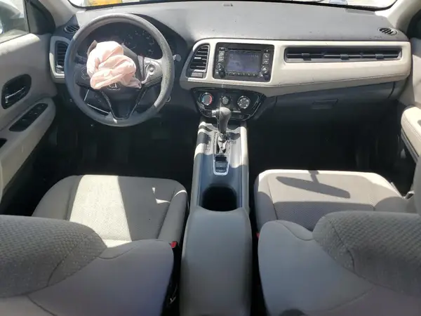 3CZRU5H37JM701361 2018 HONDA HR-V - Image 8