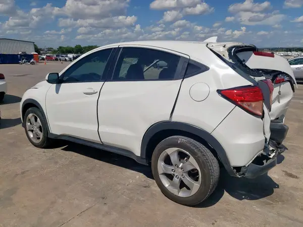 3CZRU5H37JM705569 2018 HONDA HR-V - Image 2