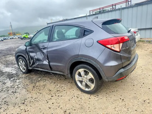 3CZRU5H37JM715261 2018 HONDA HR-V - Image 2