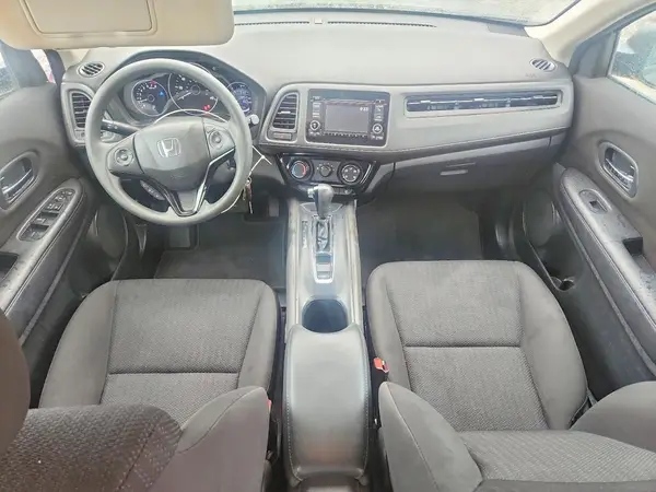 3CZRU5H37JM715261 2018 HONDA HR-V - Image 8