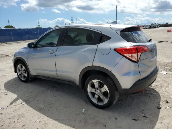 3CZRU5H37JM718659 2018 HONDA HR-V - Image 2