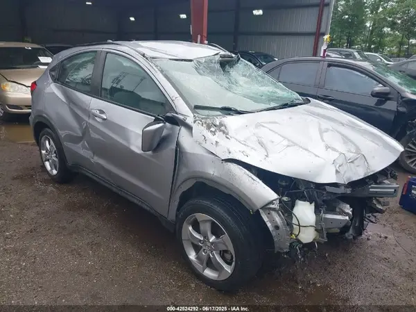 3CZRU5H37KG703482 2019 HONDA HR-V - Image 1