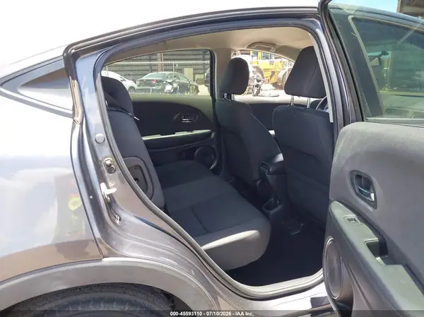 3CZRU5H37KG704518 2019 HONDA HR-V - Image 8