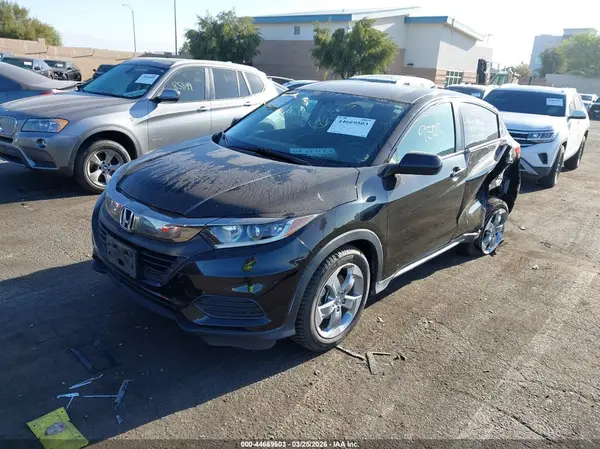3CZRU5H37KG704812 2019 HONDA HR-V - Image 2