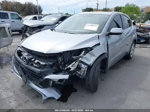 3CZRU5H37KG710447 2019 HONDA HR-V - Image 2