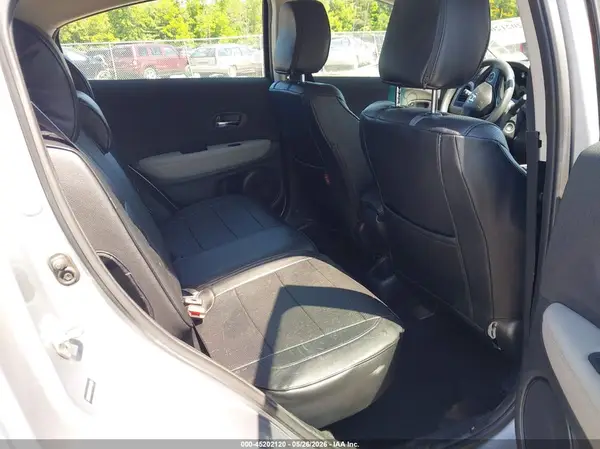 3CZRU5H37KG712327 2019 HONDA HR-V - Image 8