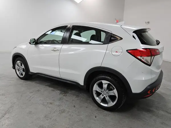 3CZRU5H37KM709963 2019 HONDA HR-V - Image 2