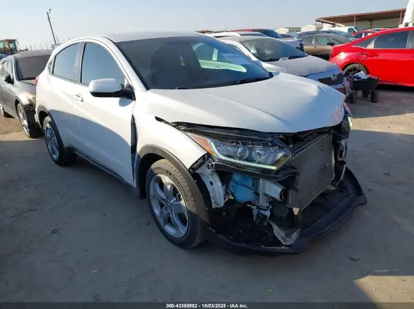 3CZRU5H37LM713559 2020 HONDA HR-V - Image 1