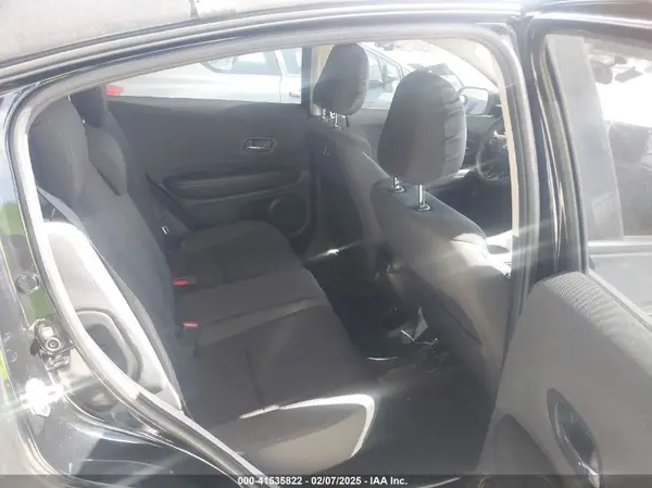 3CZRU5H37MM725163 2021 HONDA HR-V - Image 8