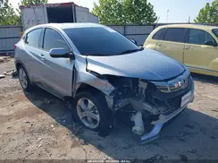 3CZRU5H37MM734526 2021 HONDA HR-V