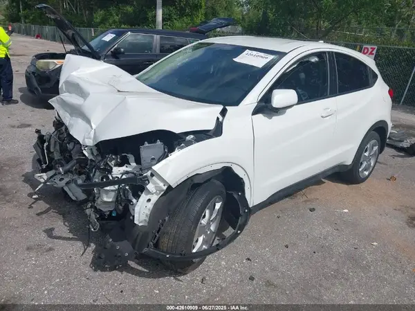 3CZRU5H37NM701012 2022 HONDA HR-V - Image 2