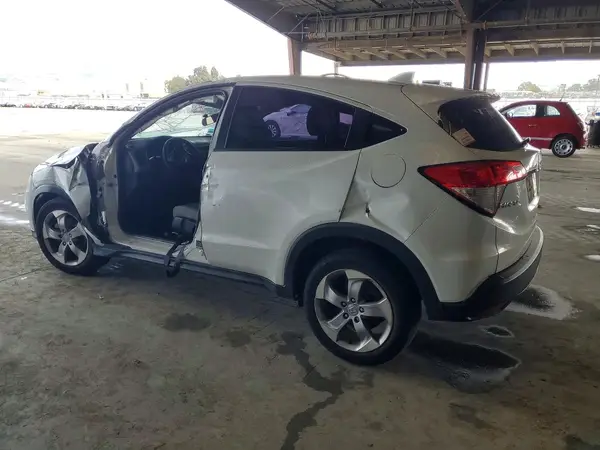 3CZRU5H37NM737587 2022 HONDA HR-V - Image 2