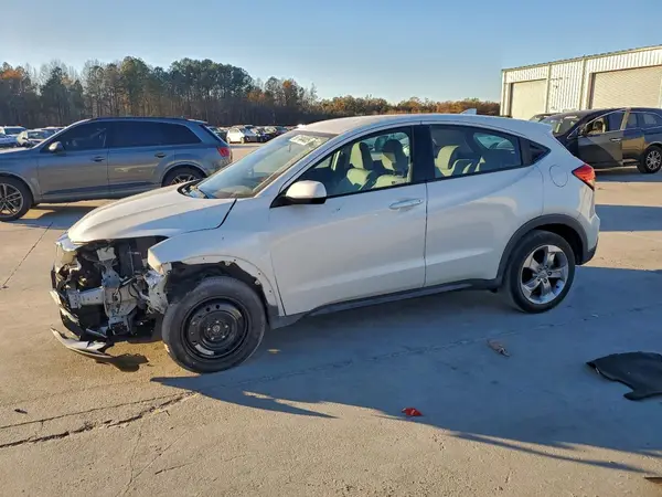 3CZRU5H37NM744958 2022 HONDA HR-V - Image 1