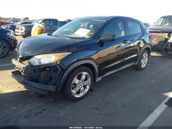 3CZRU5H38GM700275 2016 HONDA HR-V - Image 2